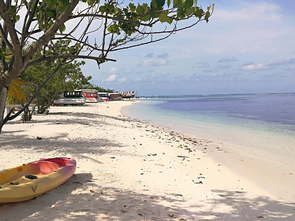 Royal Pearl Inn Maafushi Exterior foto
