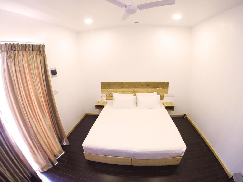 Royal Pearl Inn Maafushi Exterior foto