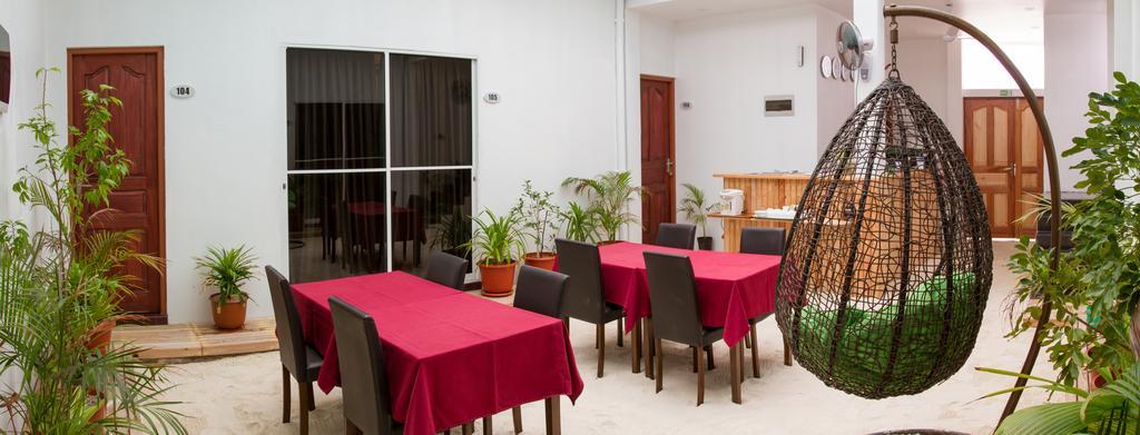 Royal Pearl Inn Maafushi Exterior foto