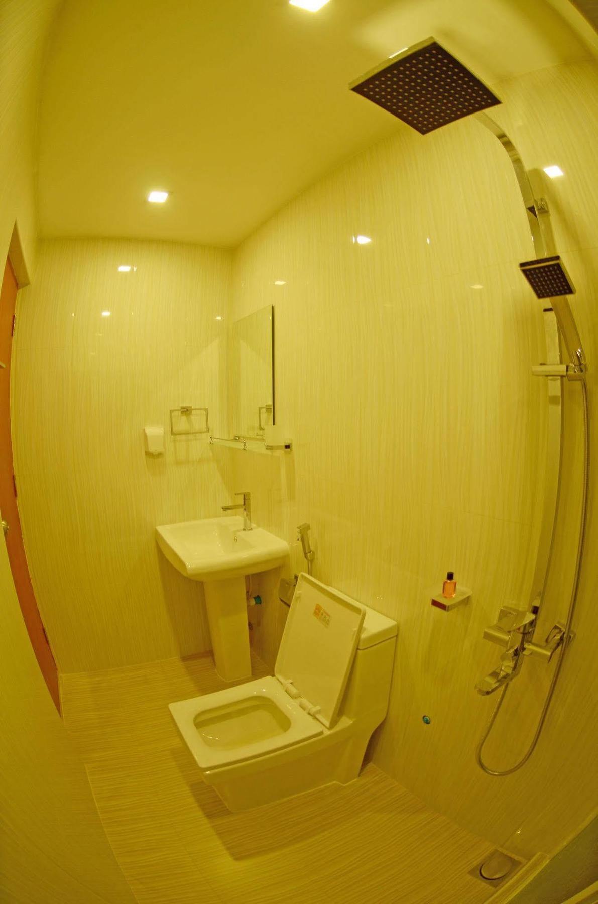 Royal Pearl Inn Maafushi Exterior foto